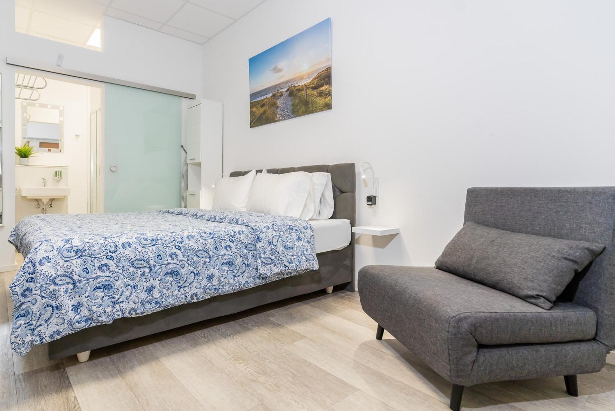 Private Room #1 With King Size, Ground Floor, Ac, Only 2Min To Rab Ramstein-Miesenbach Dış mekan fotoğraf